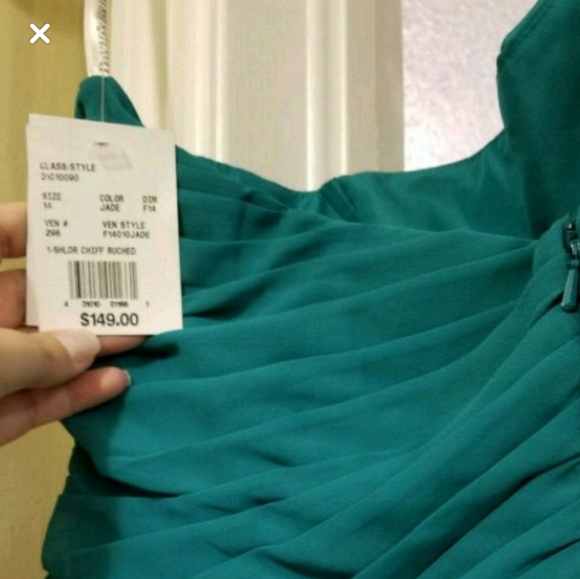 Bridesmaid's Dress - Picture 3 of 3